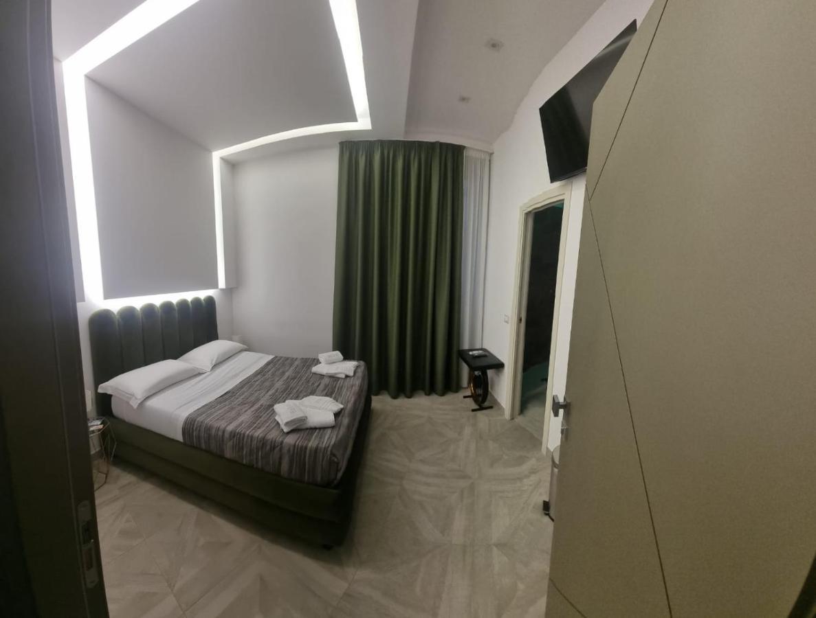 Twin Towers Naples Luxury Bed & Breakfast ภายนอก รูปภาพ