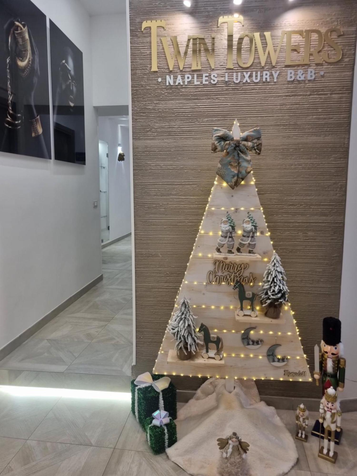 Twin Towers Naples Luxury Bed & Breakfast ภายนอก รูปภาพ